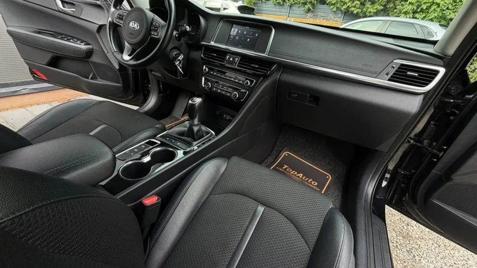 KIA Optima -