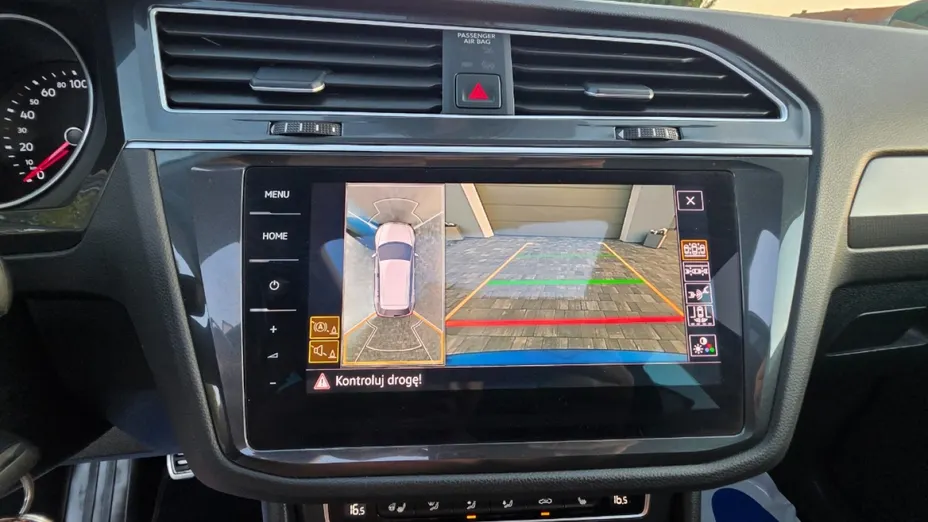 VOLKSWAGEN Tiguan -