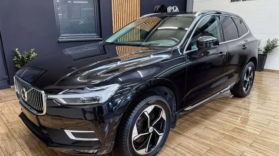 VOLVO XC60 -