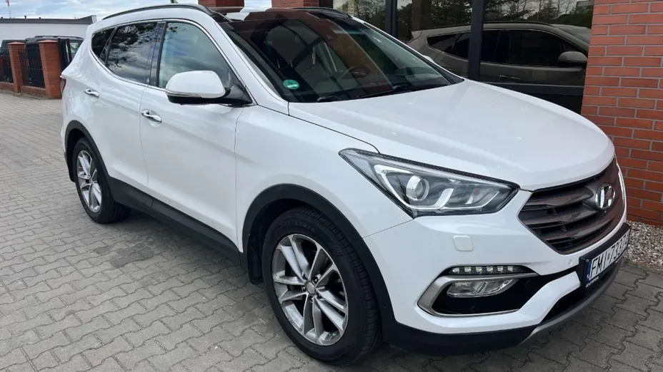 HYUNDAI Santa Fe -