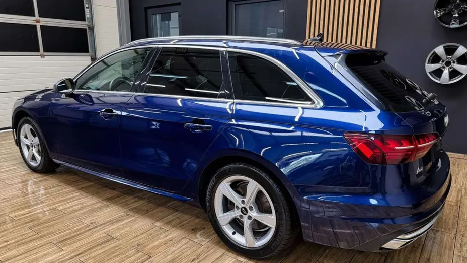 AUDI A4 Avant -