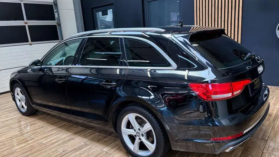 AUDI A4 Avant -