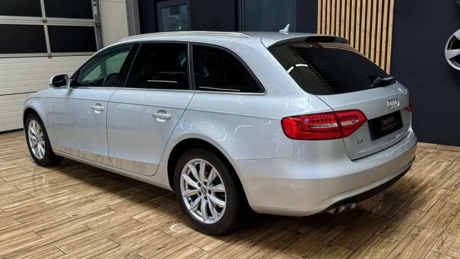 AUDI A4 Avant -