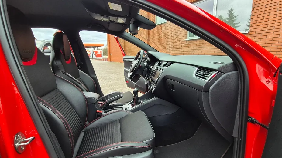 SKODA Octavia -
