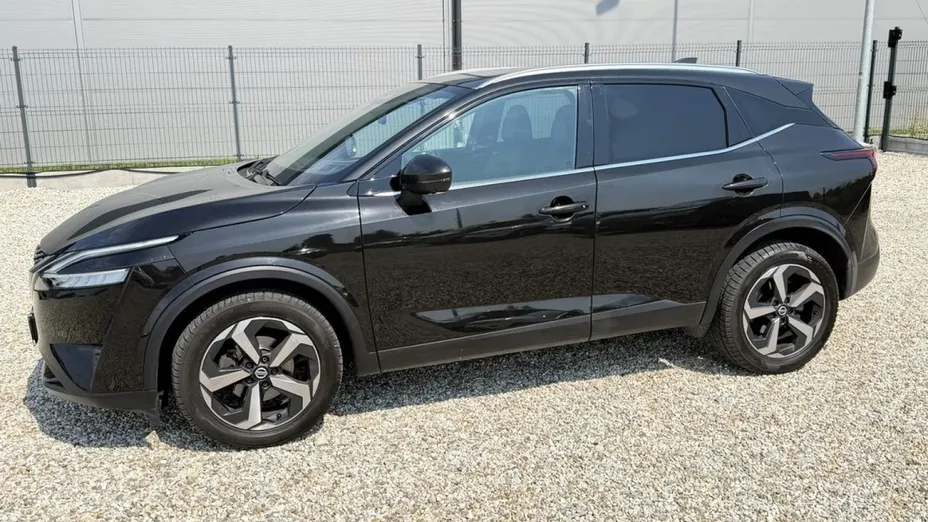 NISSAN Qashqai -