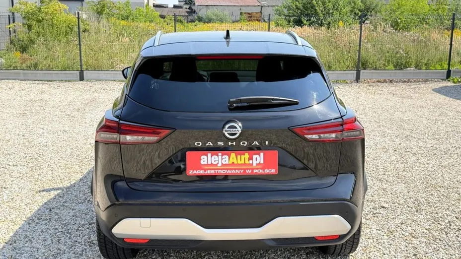 NISSAN Qashqai -