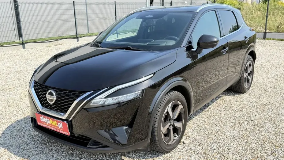 NISSAN Qashqai -