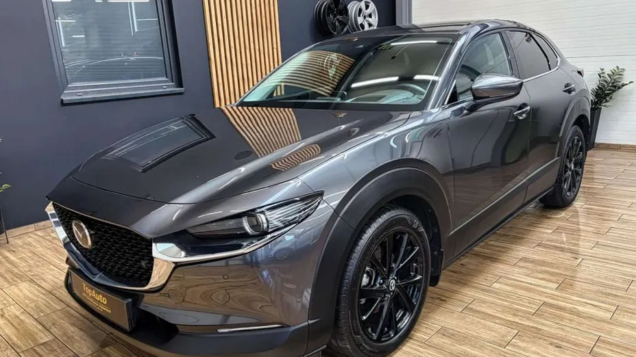 MAZDA CX-30 -