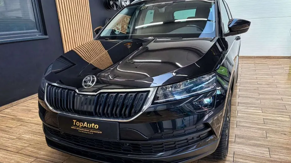 SKODA Karoq -