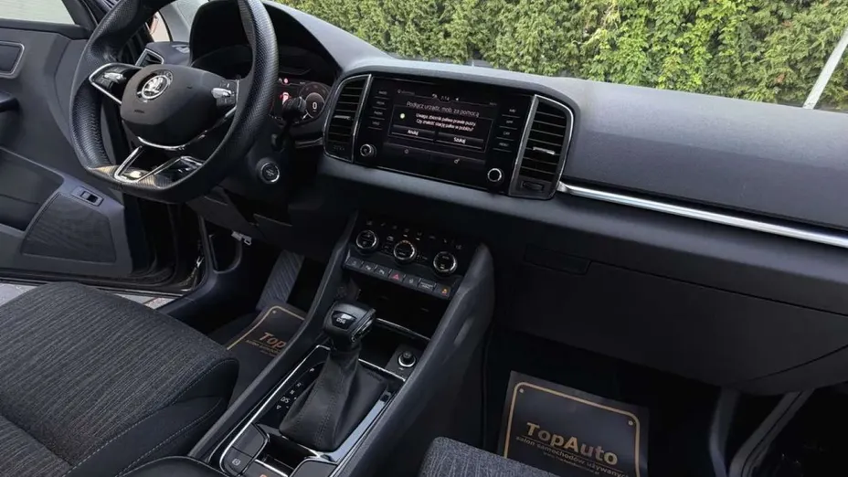 SKODA Karoq -