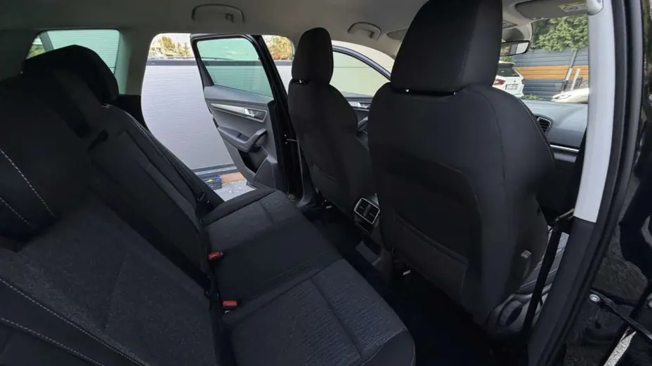 SKODA Karoq -