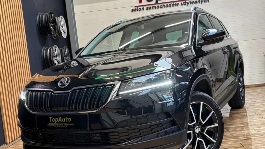 SKODA Karoq -
