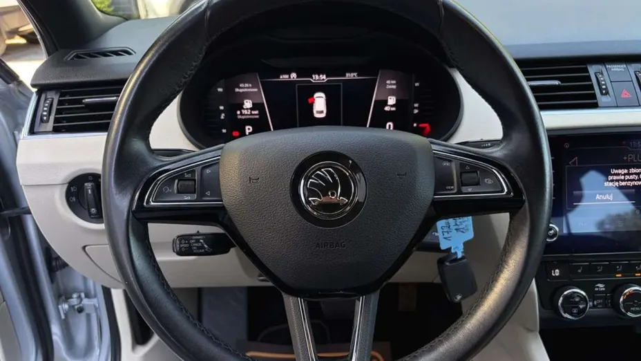 SKODA Octavia -