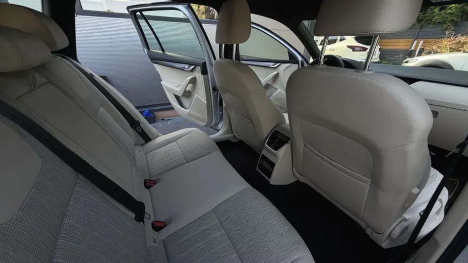 SKODA Octavia -