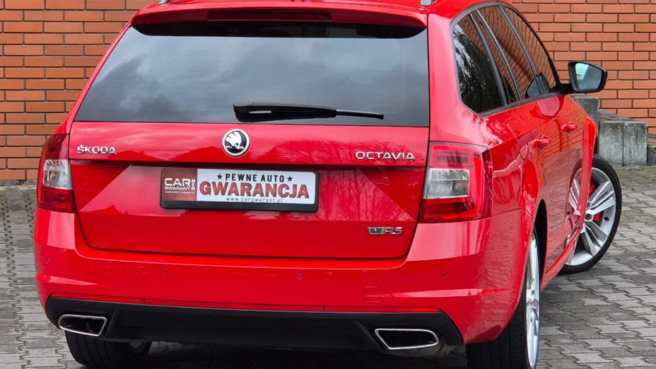 SKODA Octavia -