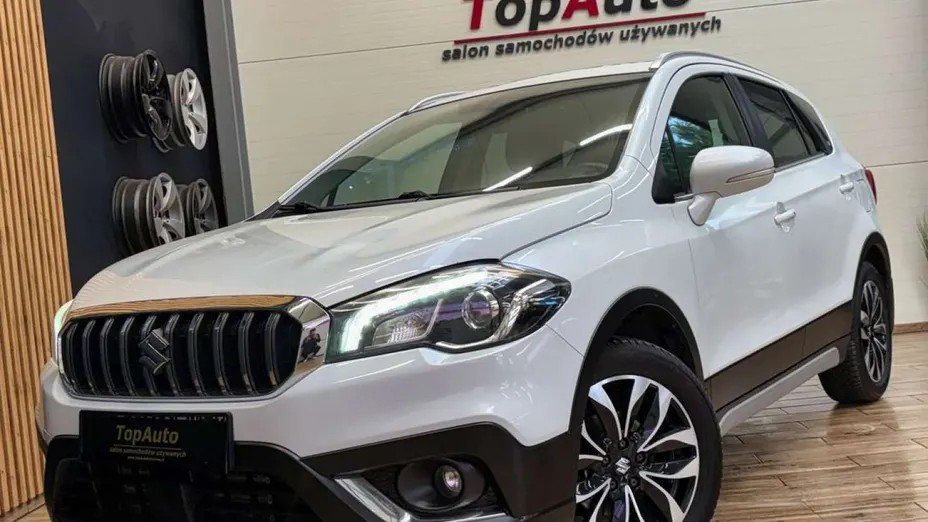 SUZUKI SX4 -
