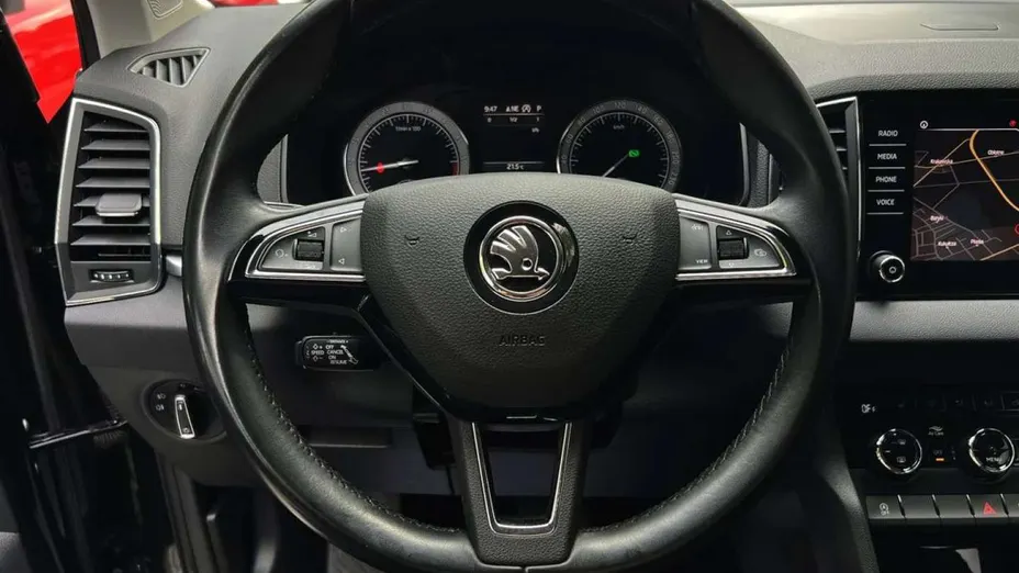 SKODA Karoq -