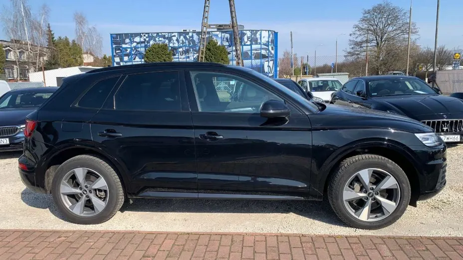 AUDI Q5 -