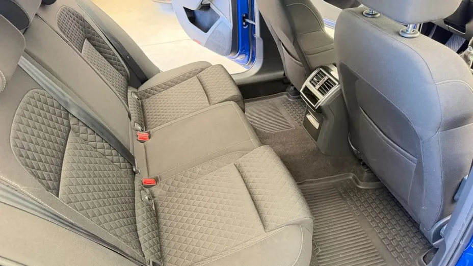 SKODA Superb -
