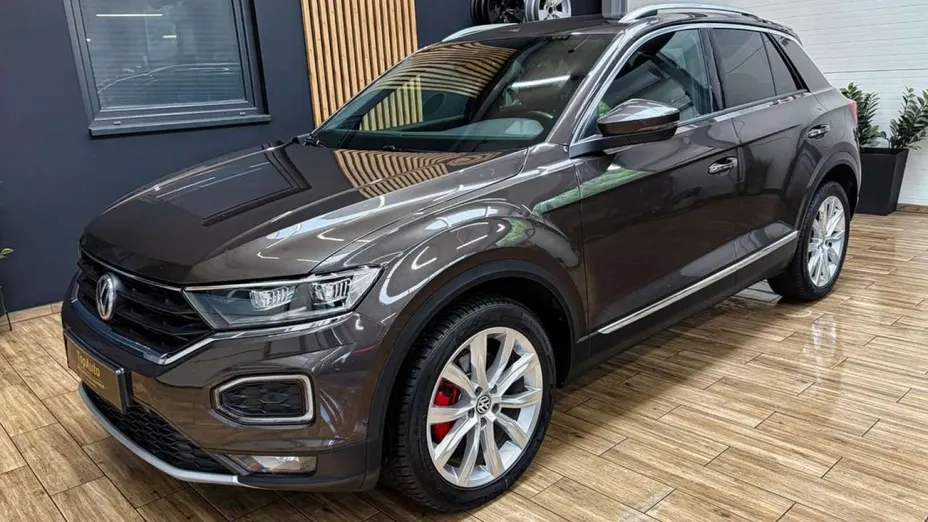 VOLKSWAGEN T-ROC -