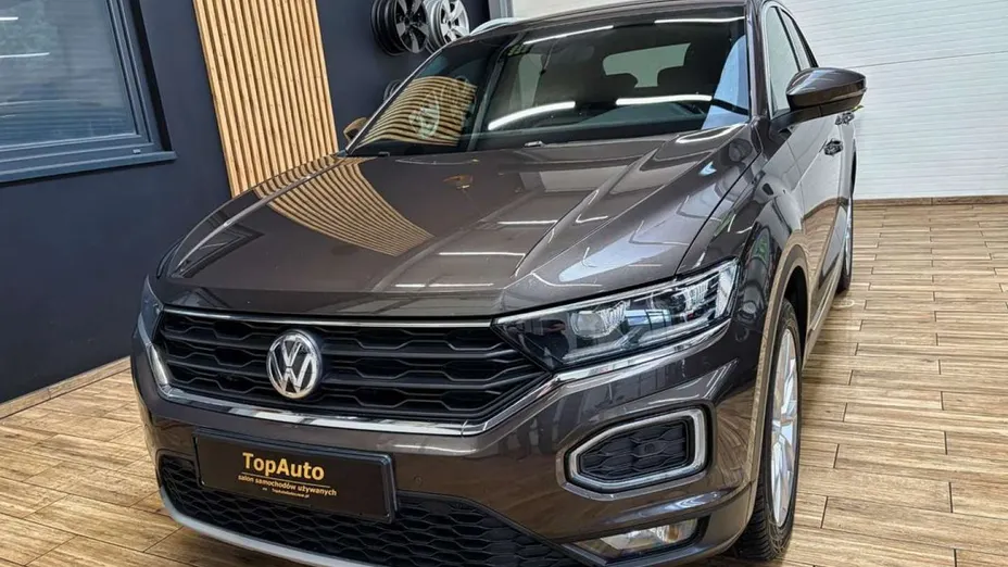 VOLKSWAGEN T-ROC -