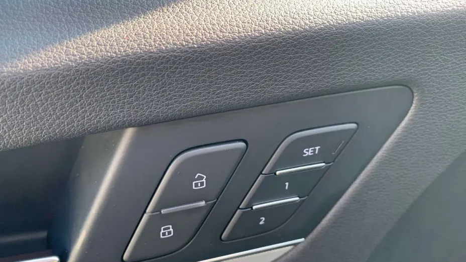 AUDI Q5 -