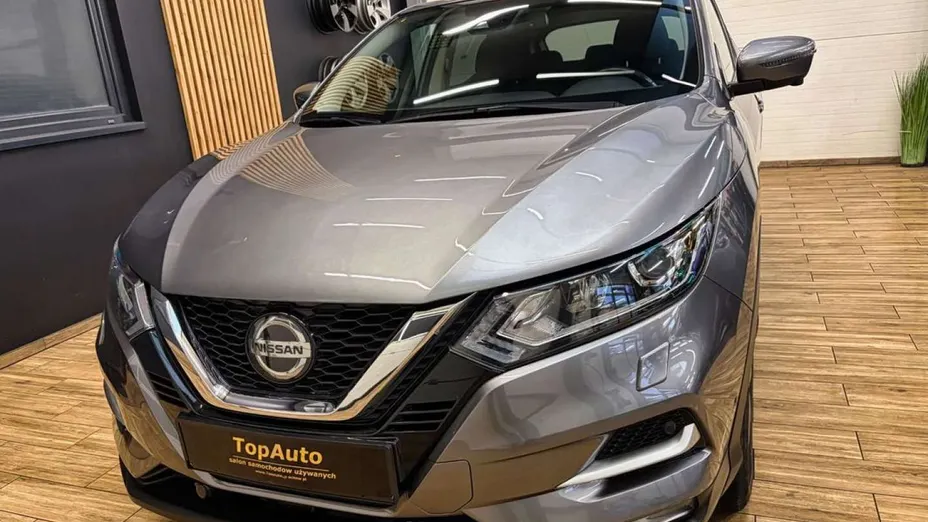 NISSAN Qashqai -