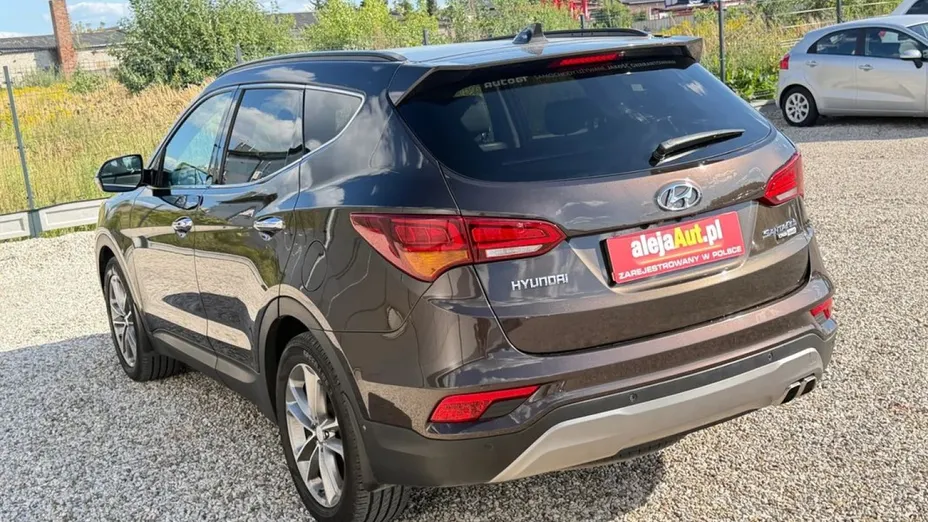 HYUNDAI Santa Fe -