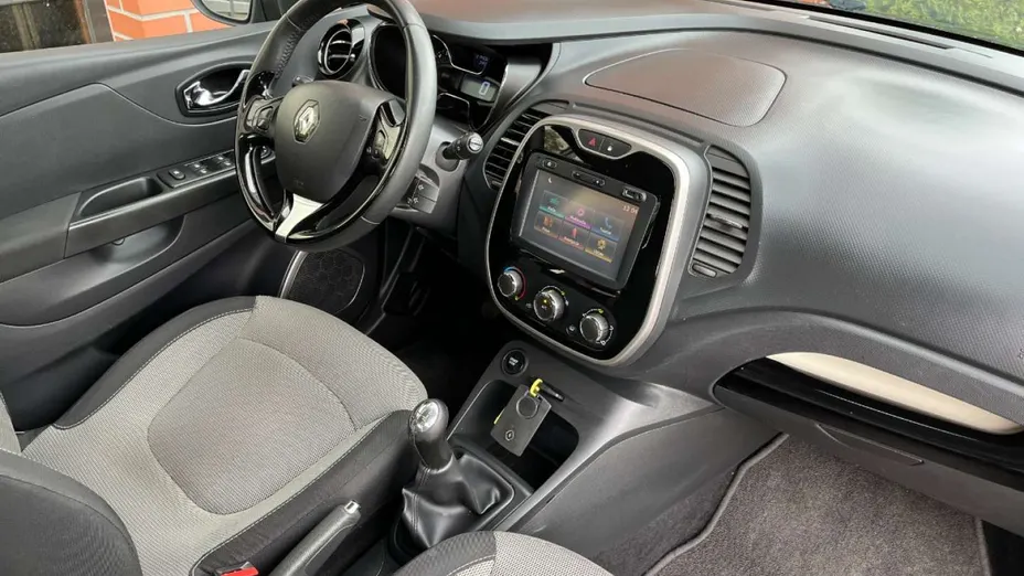 RENAULT Captur -