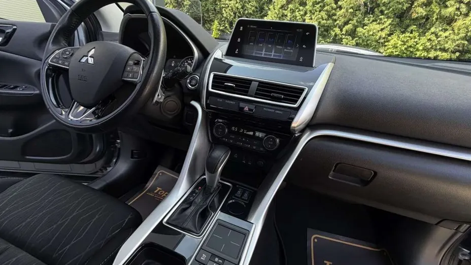 MITSUBISHI Eclipse Cross -