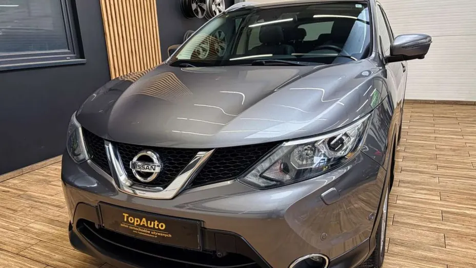 NISSAN Qashqai -