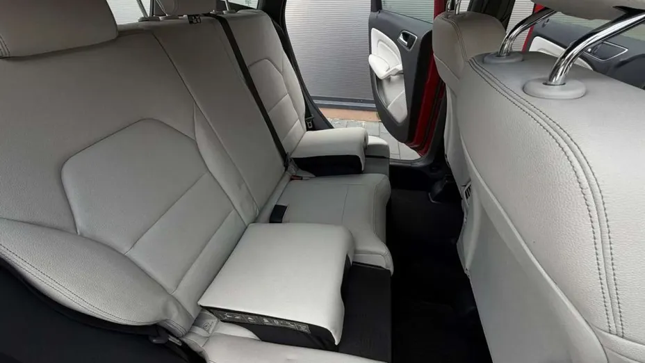 MERCEDES-BENZ B Klasa -