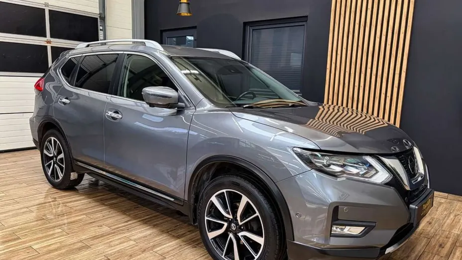 NISSAN X-Trail -