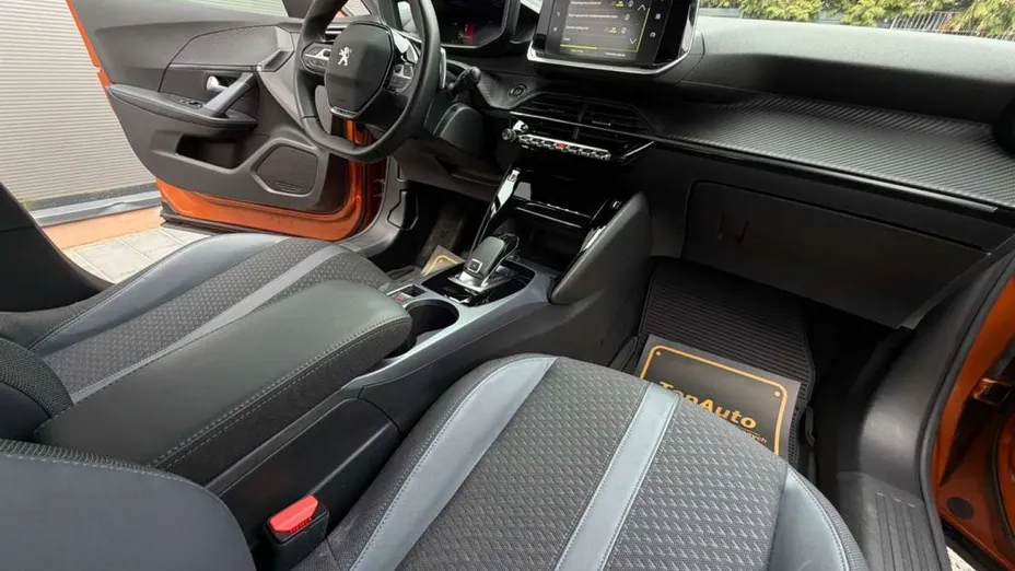 PEUGEOT 2008 -