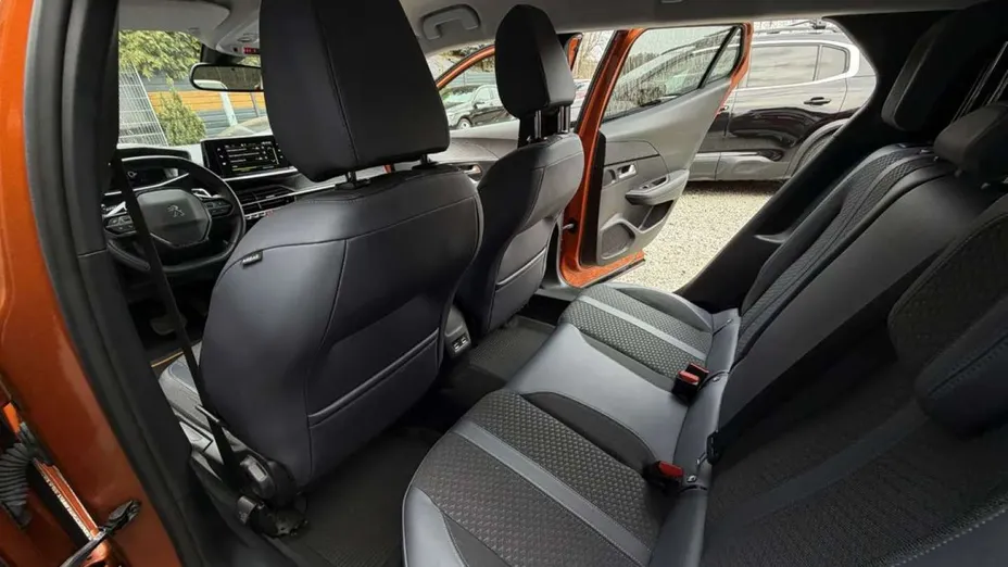 PEUGEOT 2008 -