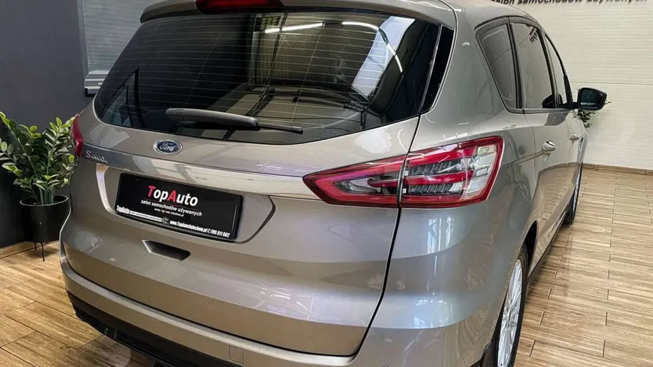 FORD S-MAX -