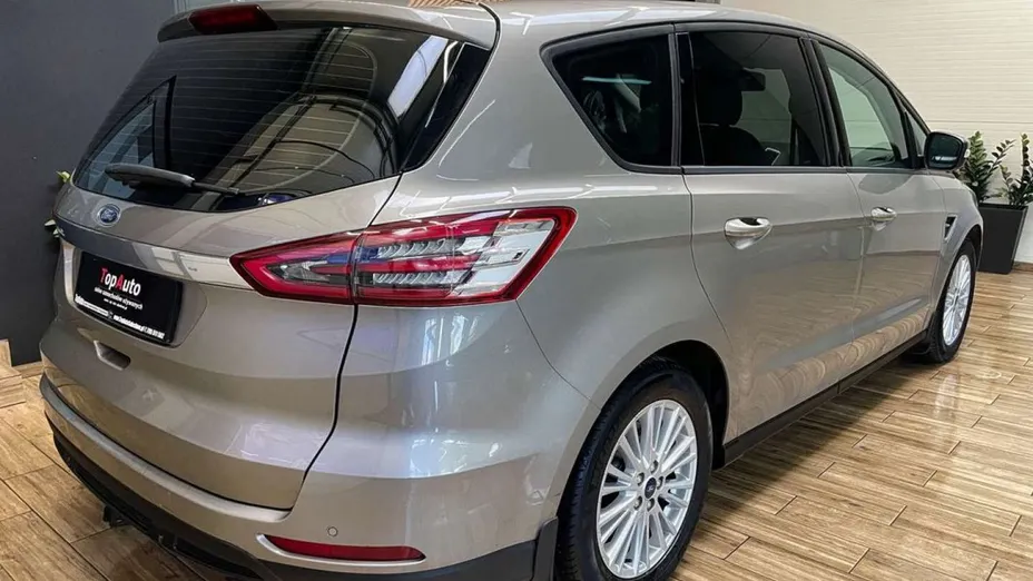 FORD S-MAX -