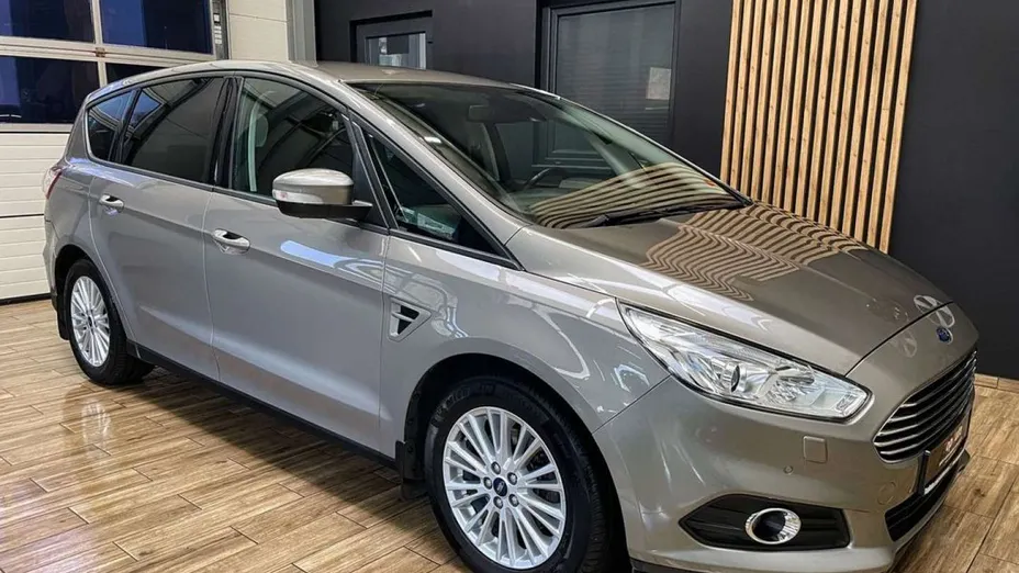 FORD S-MAX -