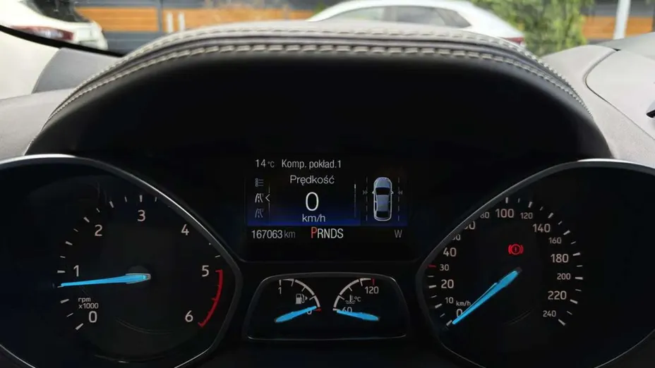 FORD Kuga -