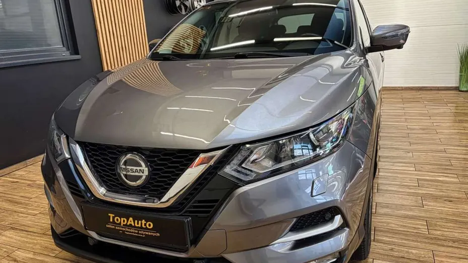 NISSAN Qashqai -