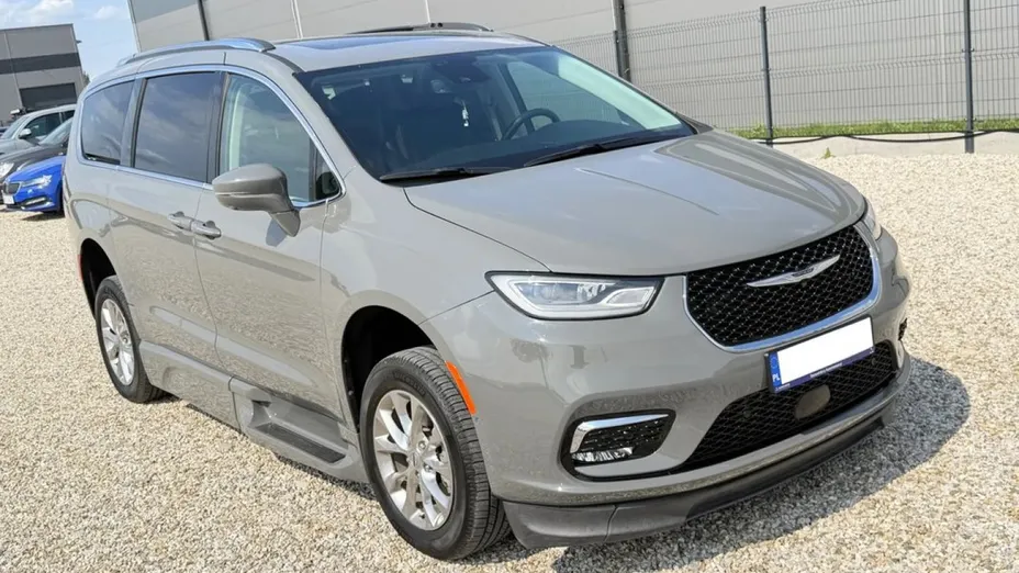 CHRYSLER Pacifica -