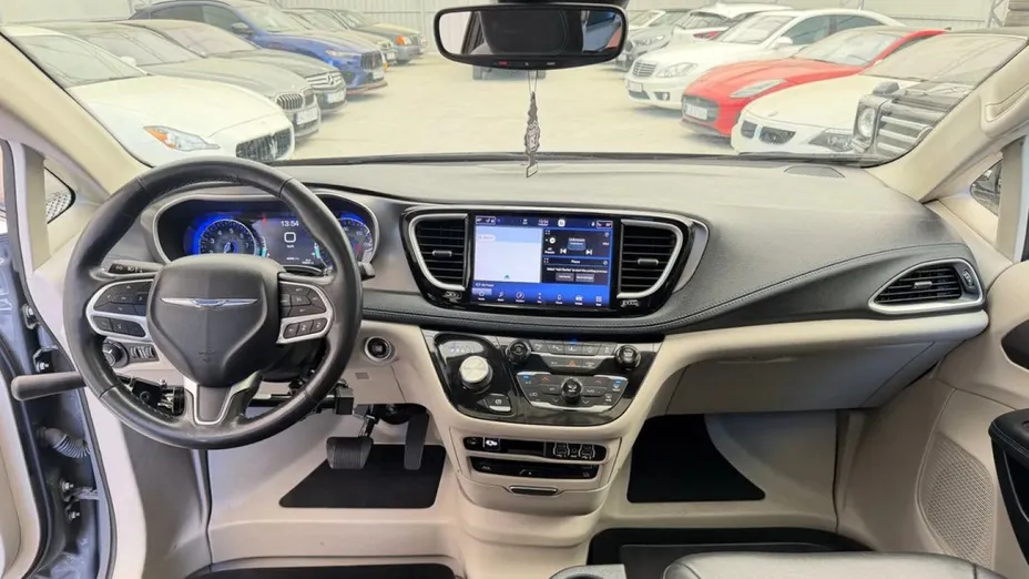CHRYSLER Pacifica -