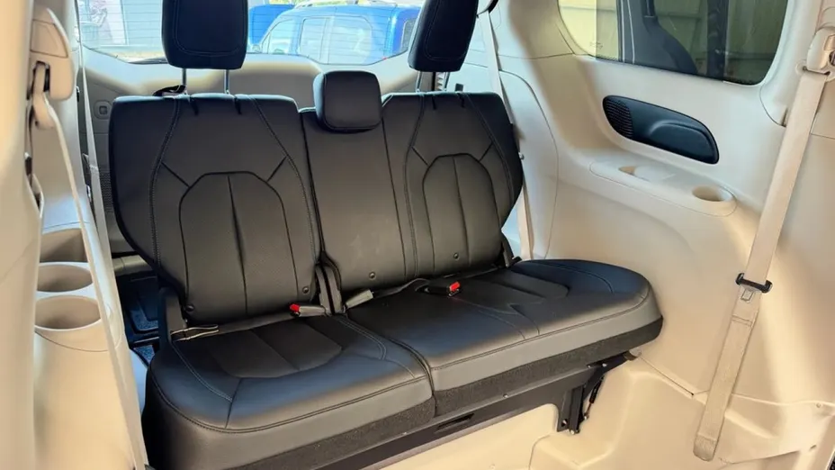 CHRYSLER Pacifica -