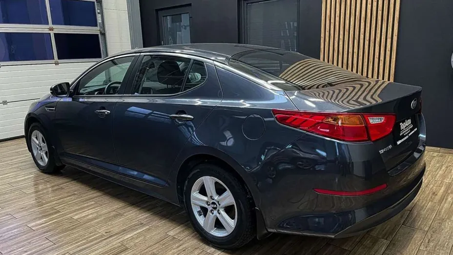 KIA Optima -
