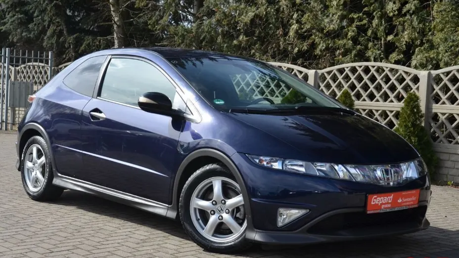 HONDA Civic -