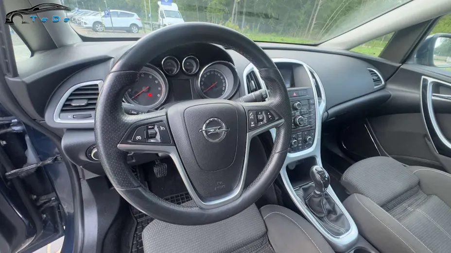 OPEL Astra -