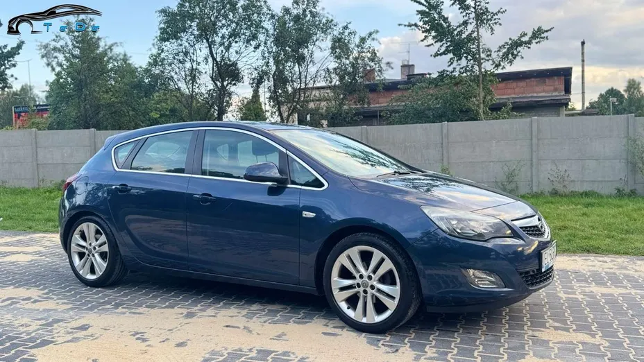 OPEL Astra -