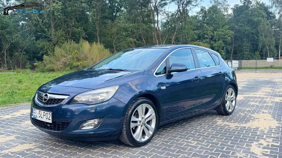OPEL Astra -