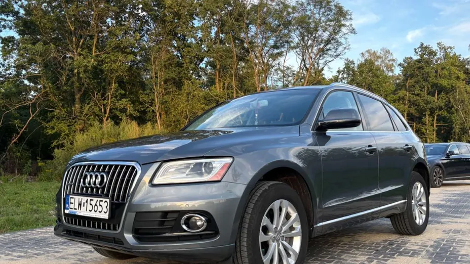 AUDI Q5 -