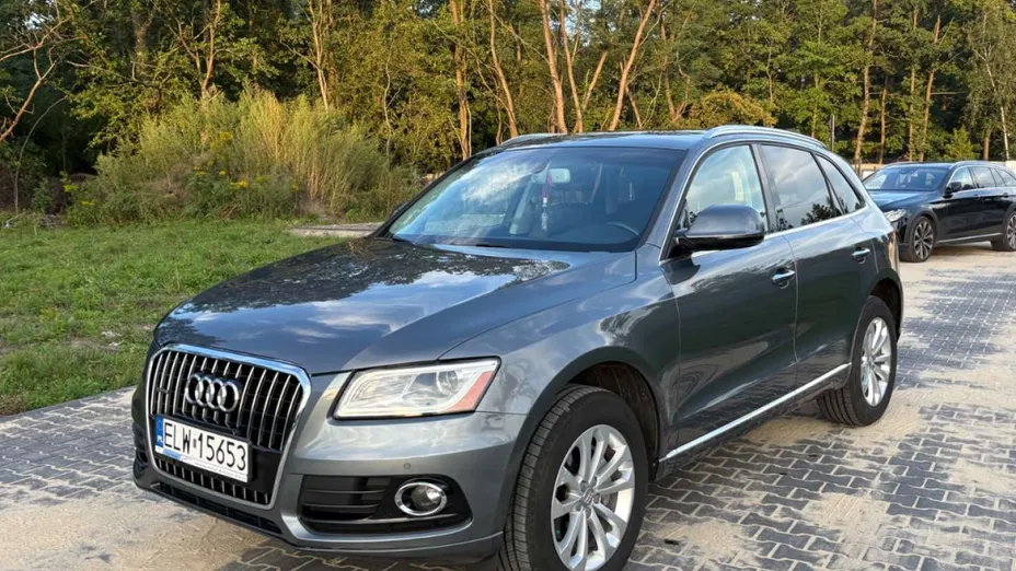 AUDI Q5 -